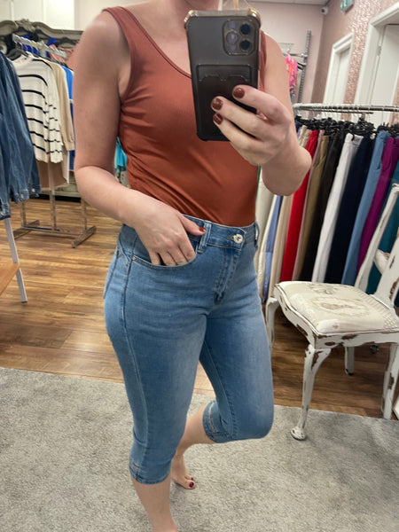 Laura Pedal Pusher jeans Diamante Detail Size 8-16