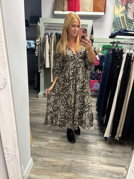 Nellie Light Knitted Dress Fits 10-18