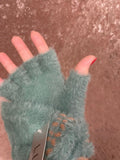 Feefie Supersoft Fingerless Gloves